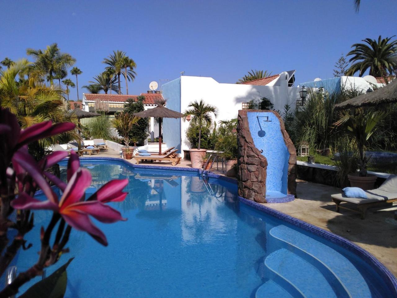 Birdcage Gay Men Resort And Lifestyle Hotel (Adults Only) プラヤ・デル・イングレス エクステリア 写真